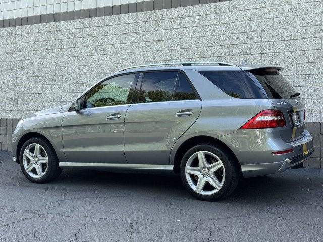 Used 2015 Mercedes-Benz ML 400 4MATIC image 2
