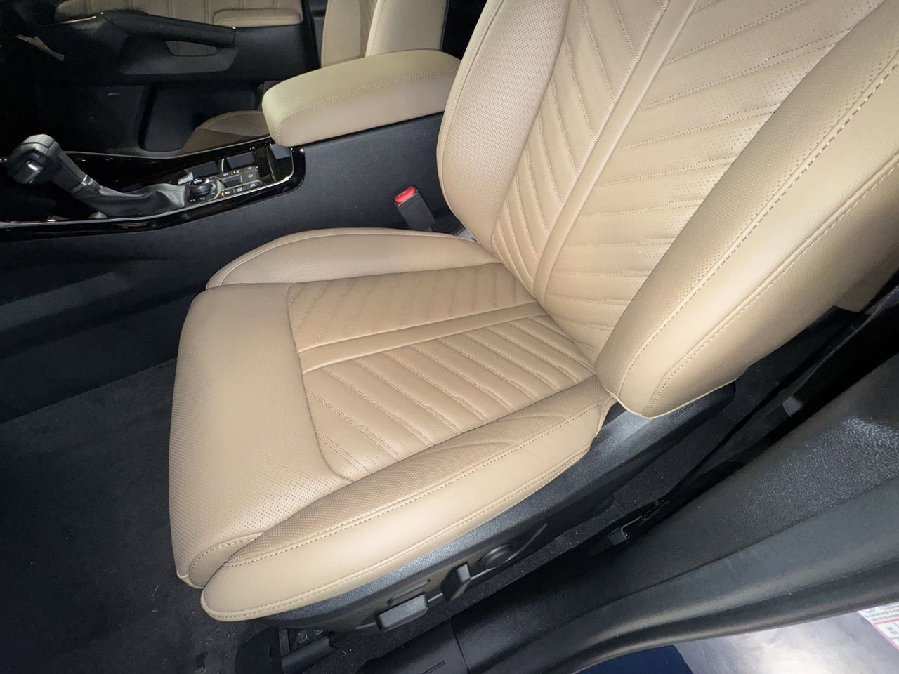 New 2025 Kia Sorento SX Prestige image 16