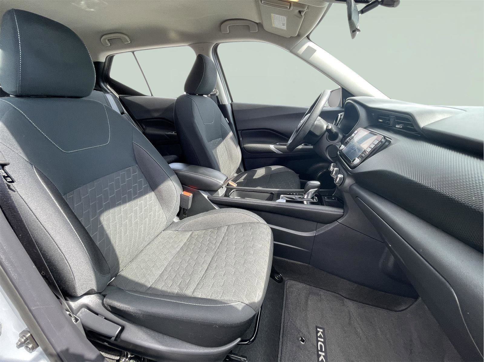 Used 2024 Nissan Kicks SV image 20