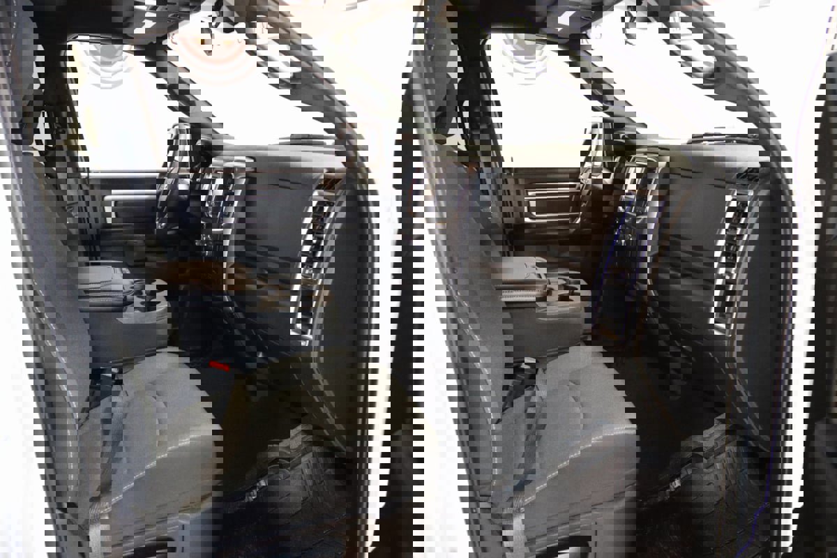 Used 2024 RAM 1500 Classic Warlock image 51