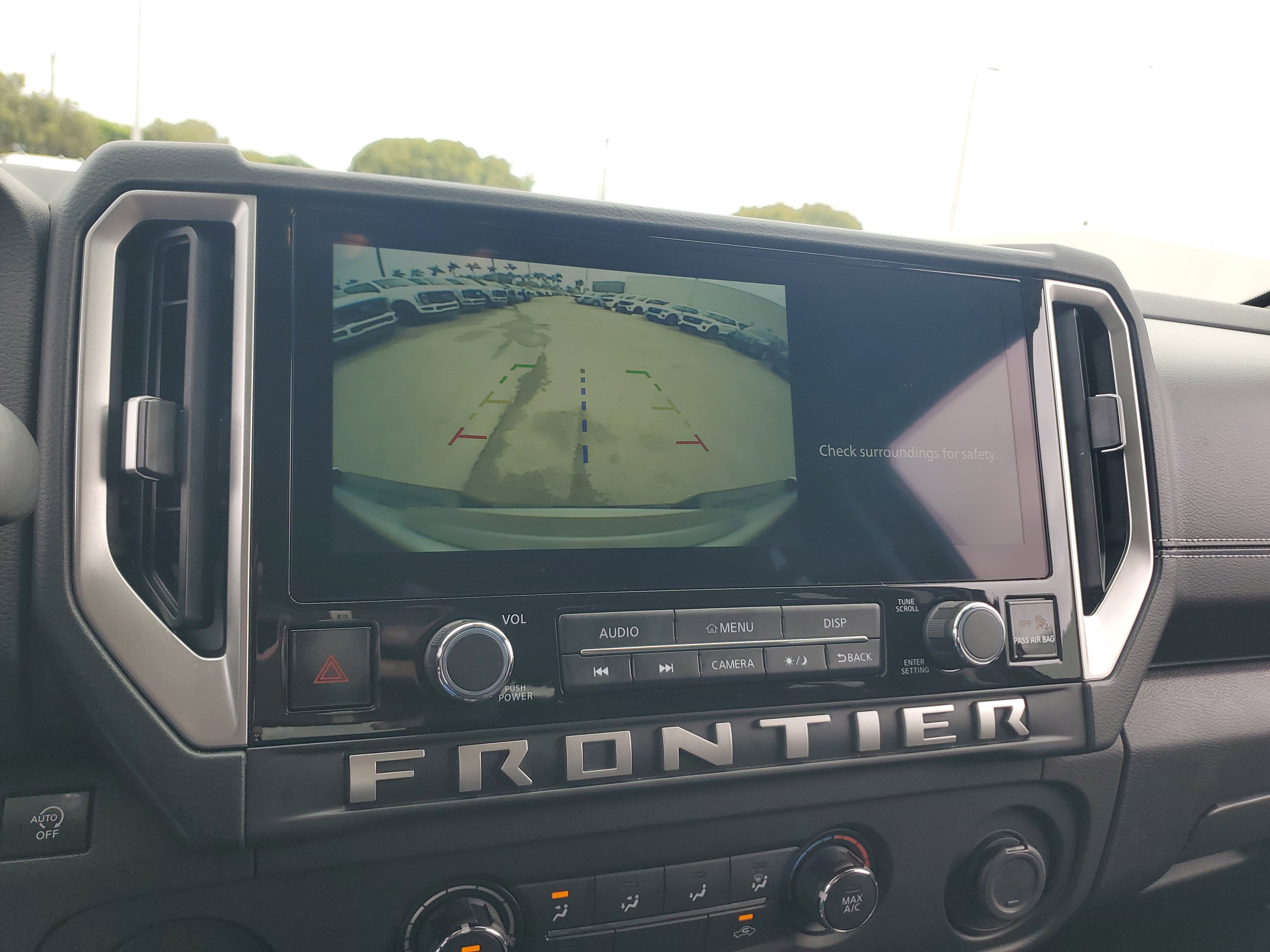 Certified 2025 Nissan Frontier SV image 10