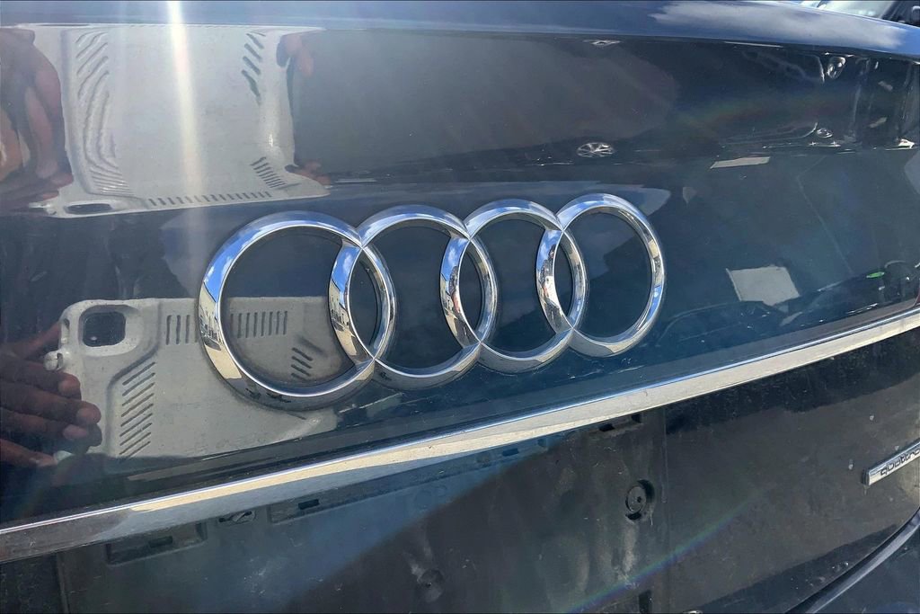 Used 2017 Audi A8 L 3.0T w/ Executive Package image 13