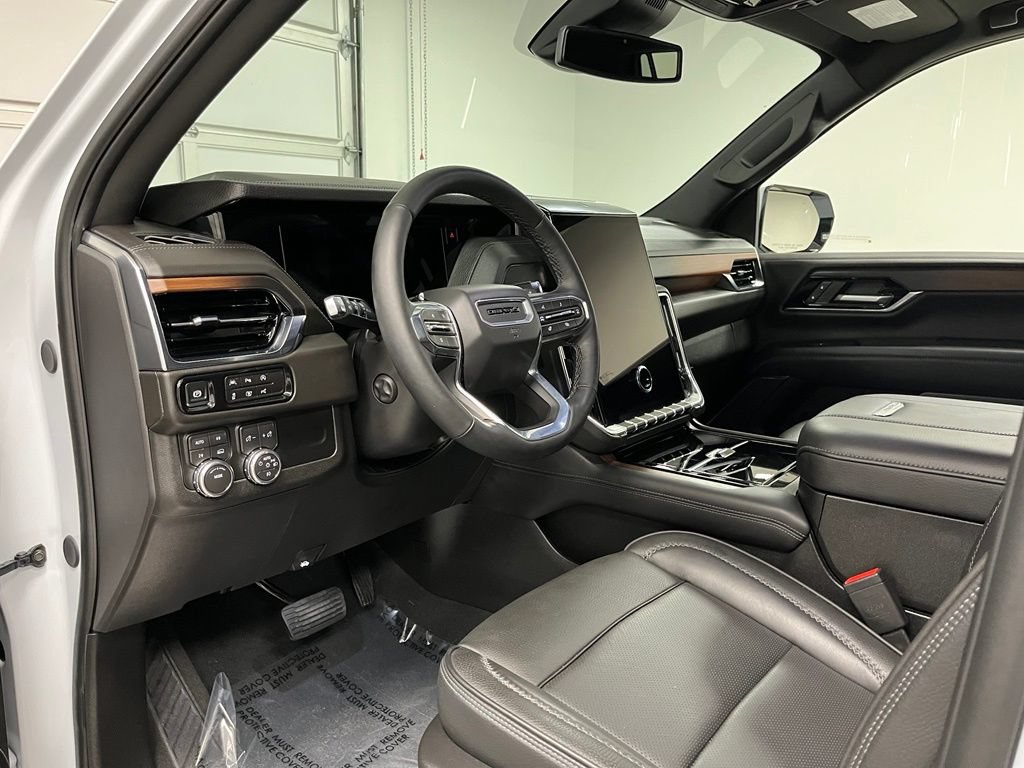 Used 2026 GMC Yukon Denali w/ Sun & Power Step Package AWD/4WD image 20