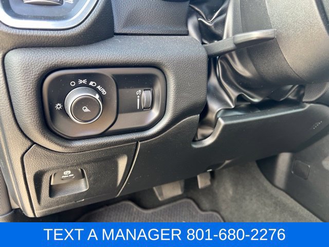 Used 2024 RAM 1500 Laramie AWD/4WD image 21
