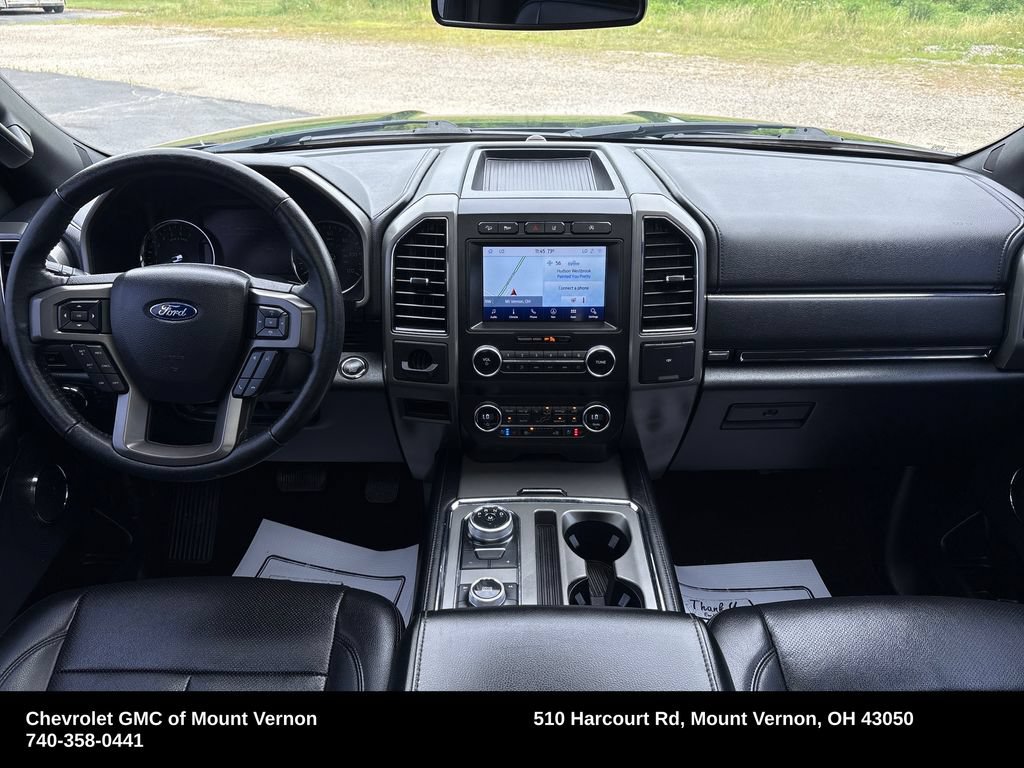 Used 2020 Ford Expedition XLT w/ Equipment Group 202A AWD/4WD image 16