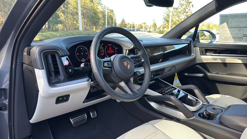 New 2026 Porsche Cayenne AWD/4WD image 4