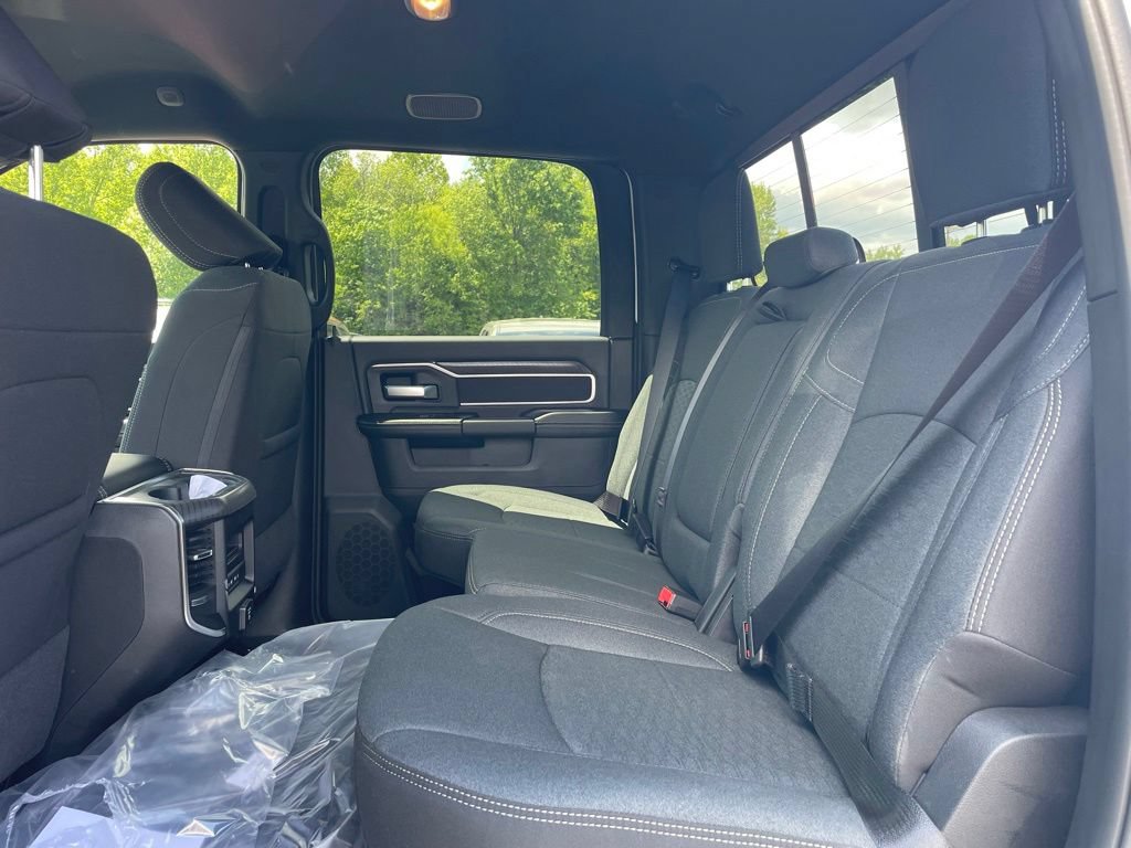 New 2026 RAM 2500 Big Horn AWD/4WD image 9