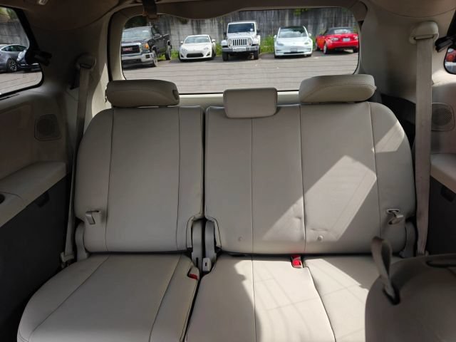 Used 2011 Toyota Sienna XLE w/ XLE Navigation Pkg FWD image 43