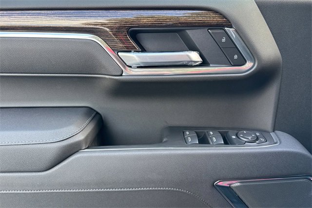 New 2026 GMC Sierra 1500 Elevation image 11