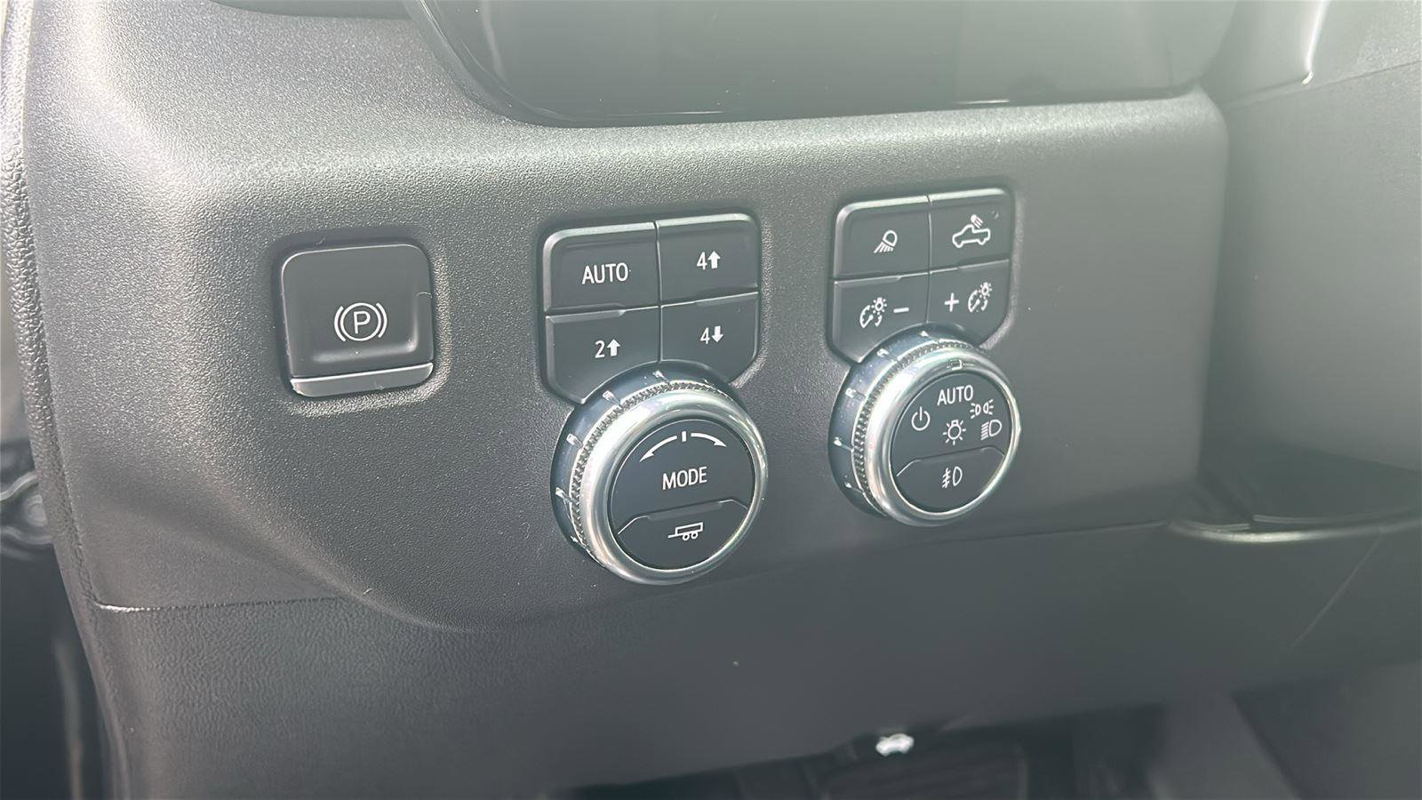 Used 2023 GMC Sierra 1500 SLT image 19