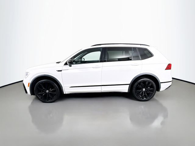 Used 2021 Volkswagen Tiguan SE R-Line image 9