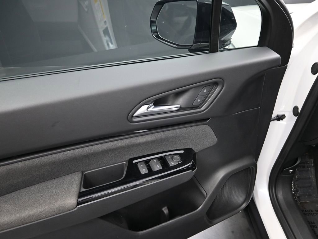 Used 2024 Honda Prologue EX image 17