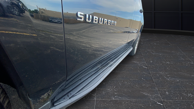 Used 2019 Chevrolet Suburban LT AWD/4WD image 32