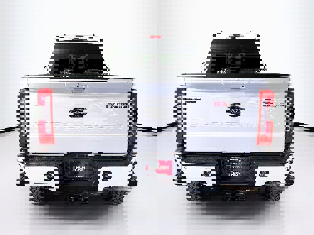 New 2026 Ford F250 Lariat w/ Black Appearance Package image 5