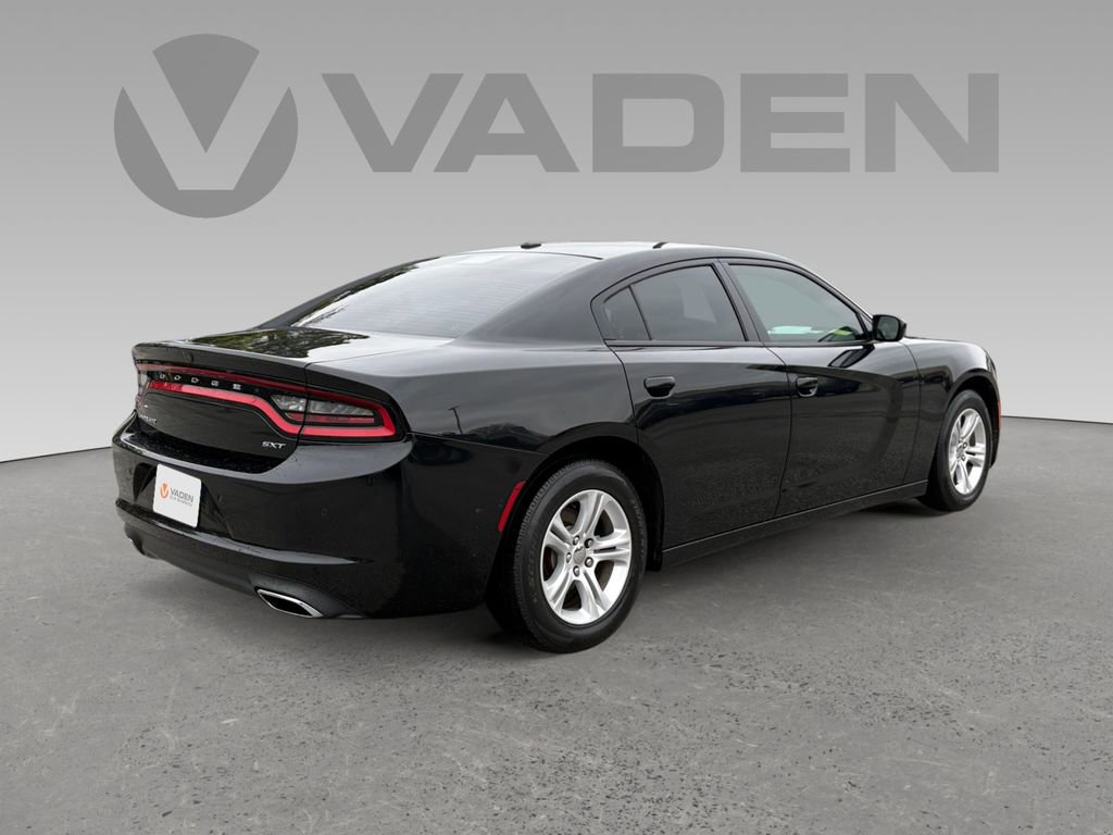 Used 2018 Dodge Charger SXT image 17