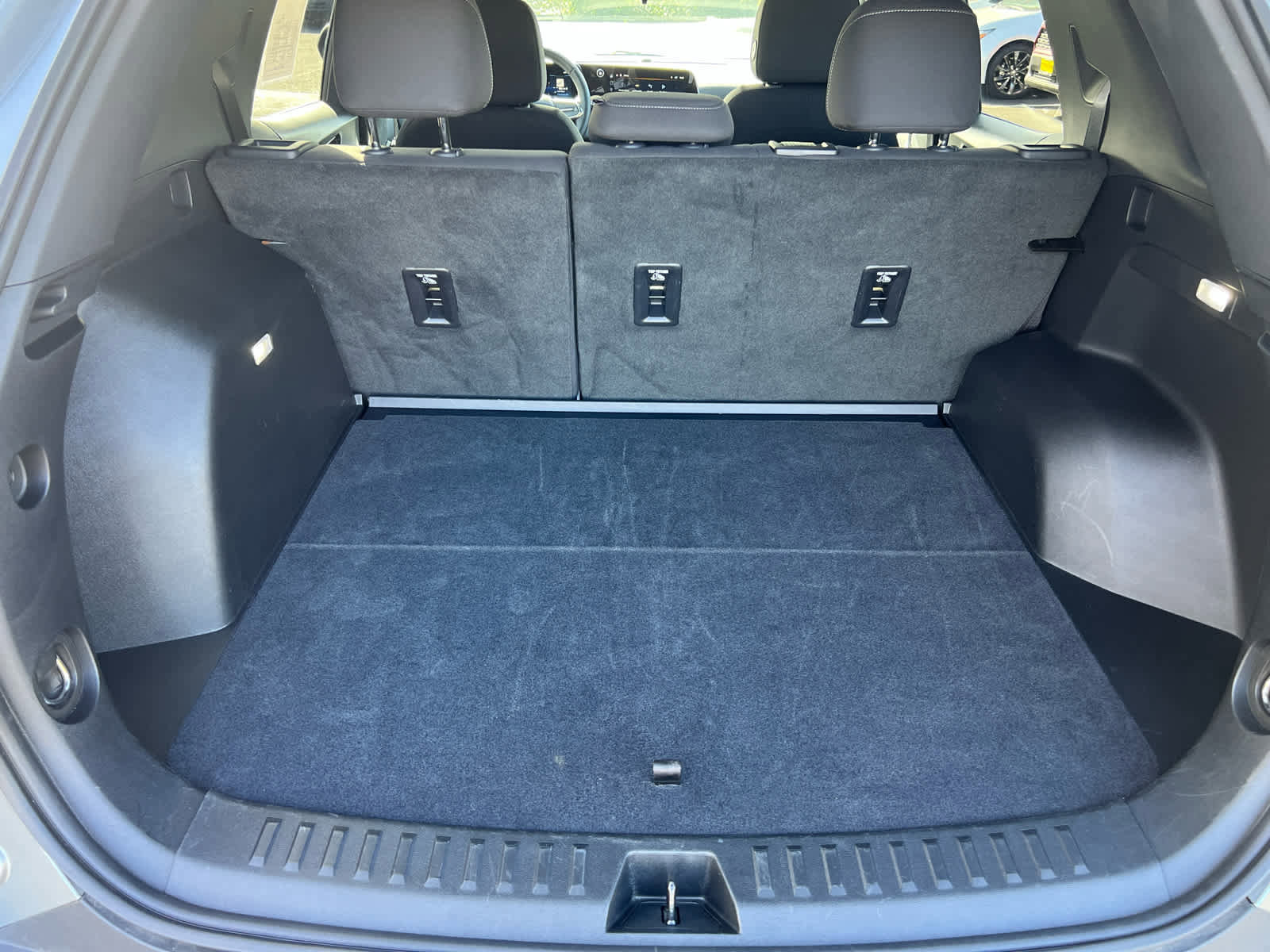 Used 2025 Chevrolet Equinox LT image 10