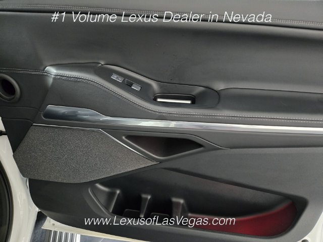 Used 2026 Lincoln Navigator Reserve w/ Jet Appearance Package AWD/4WD image 26