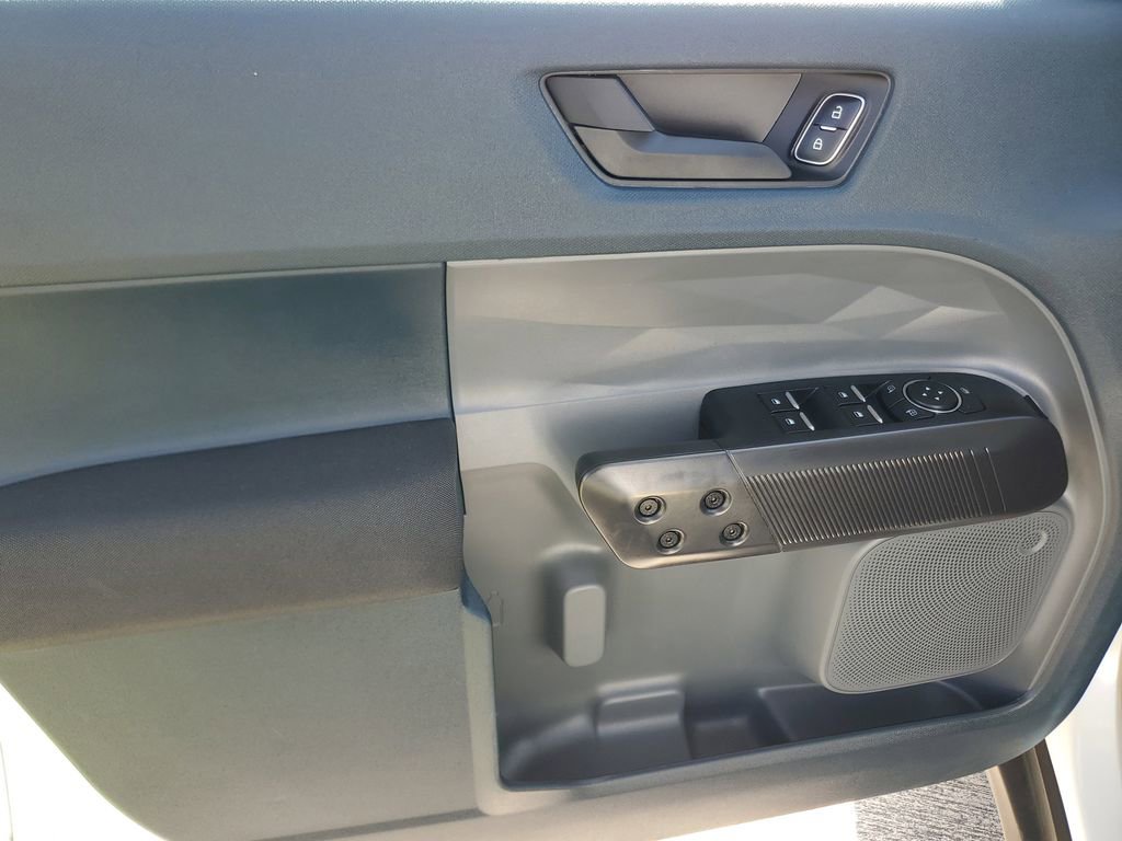 Used 2025 Ford Maverick XL FWD image 18