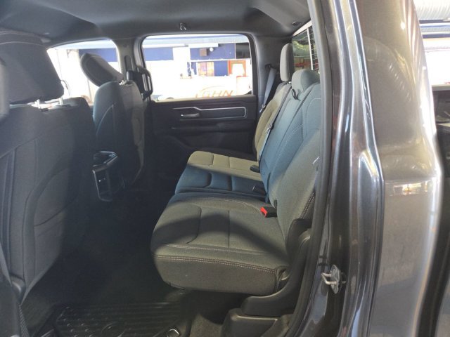 Used 2022 RAM 1500 Big Horn AWD/4WD image 9