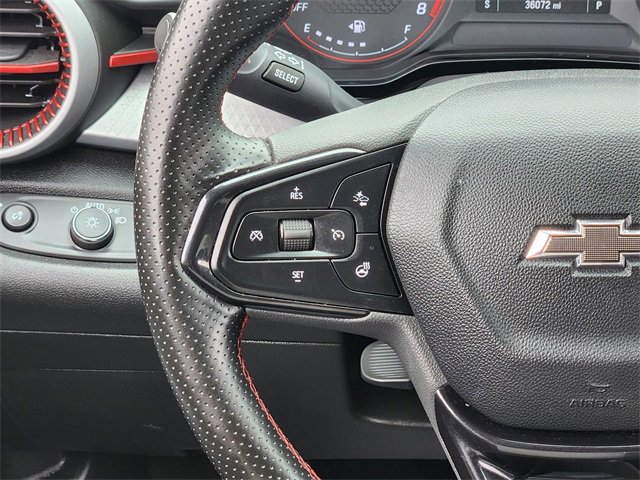 Used 2024 Chevrolet Trax RS w/ Sunroof Package image 27