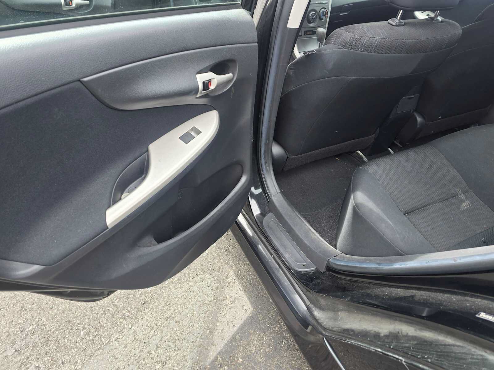 Used 2011 Toyota Corolla S FWD image 15