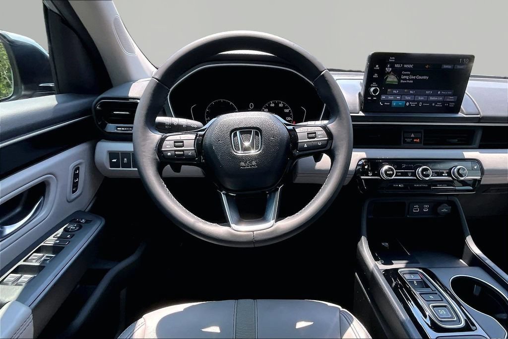Certified 2025 Honda Pilot EX-L image 8