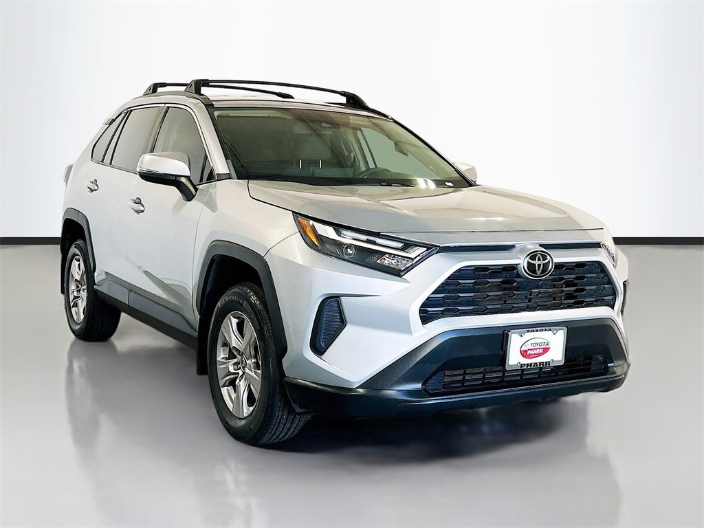Used 2023 Toyota RAV4 XLE image 3