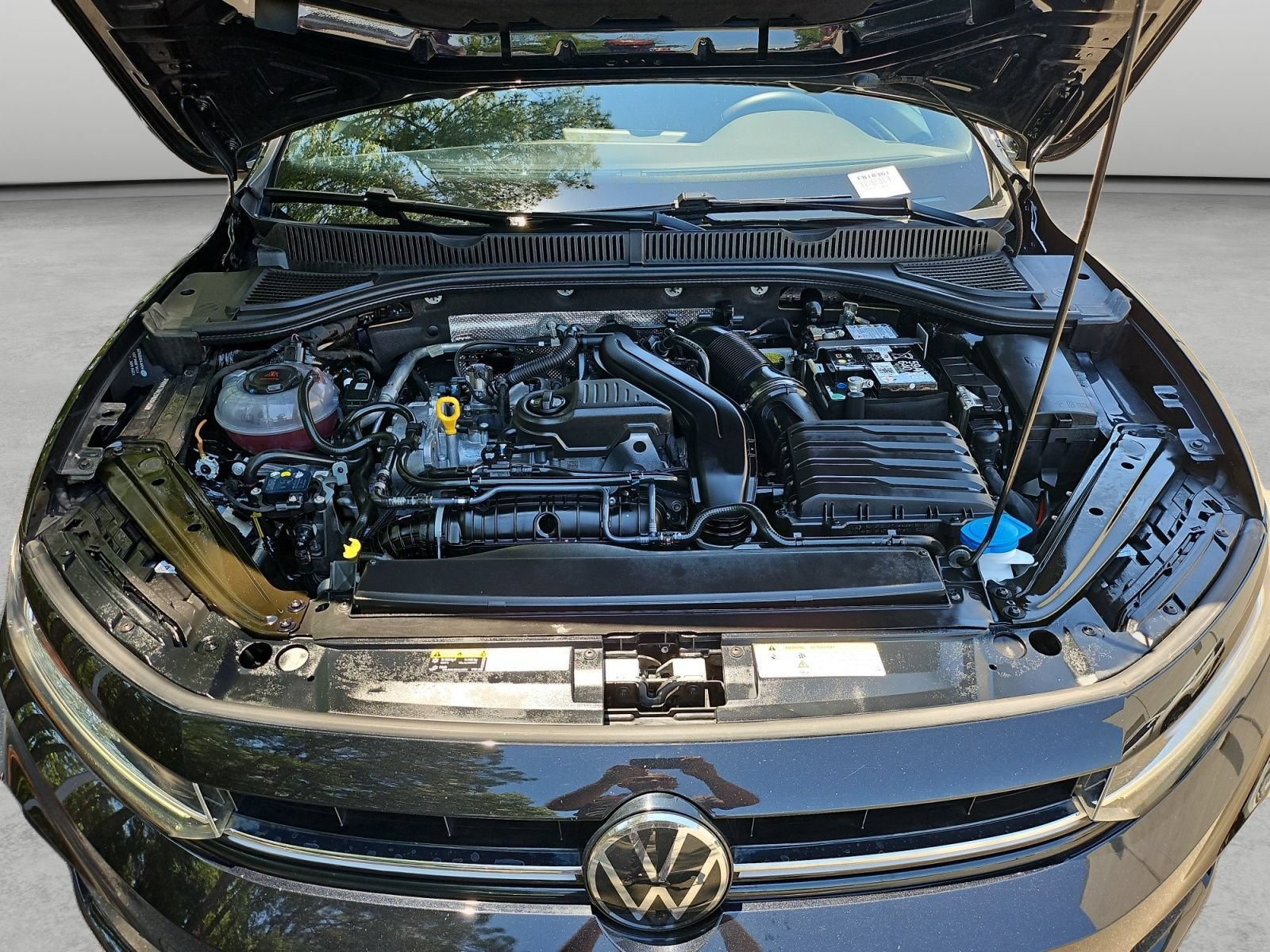 Used 2025 Volkswagen Jetta Sport FWD image 36