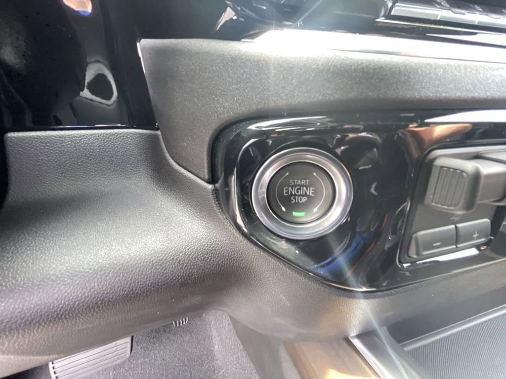 Certified 2024 Chevrolet Silverado 3500 High Country w/ High Country Premium Package AWD/4WD image 13