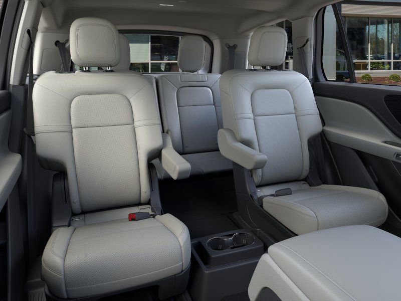 New 2026 Lincoln Aviator AWD image 11