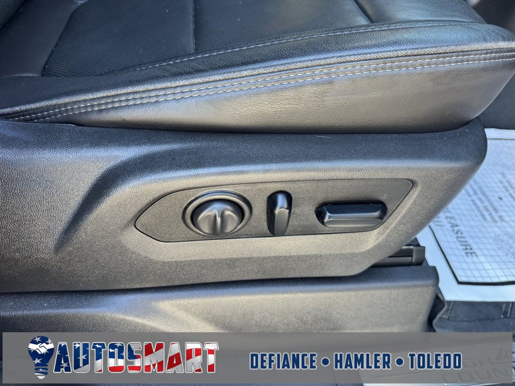 Used 2019 Chevrolet Silverado 1500 High Country w/ Technology Package image 36