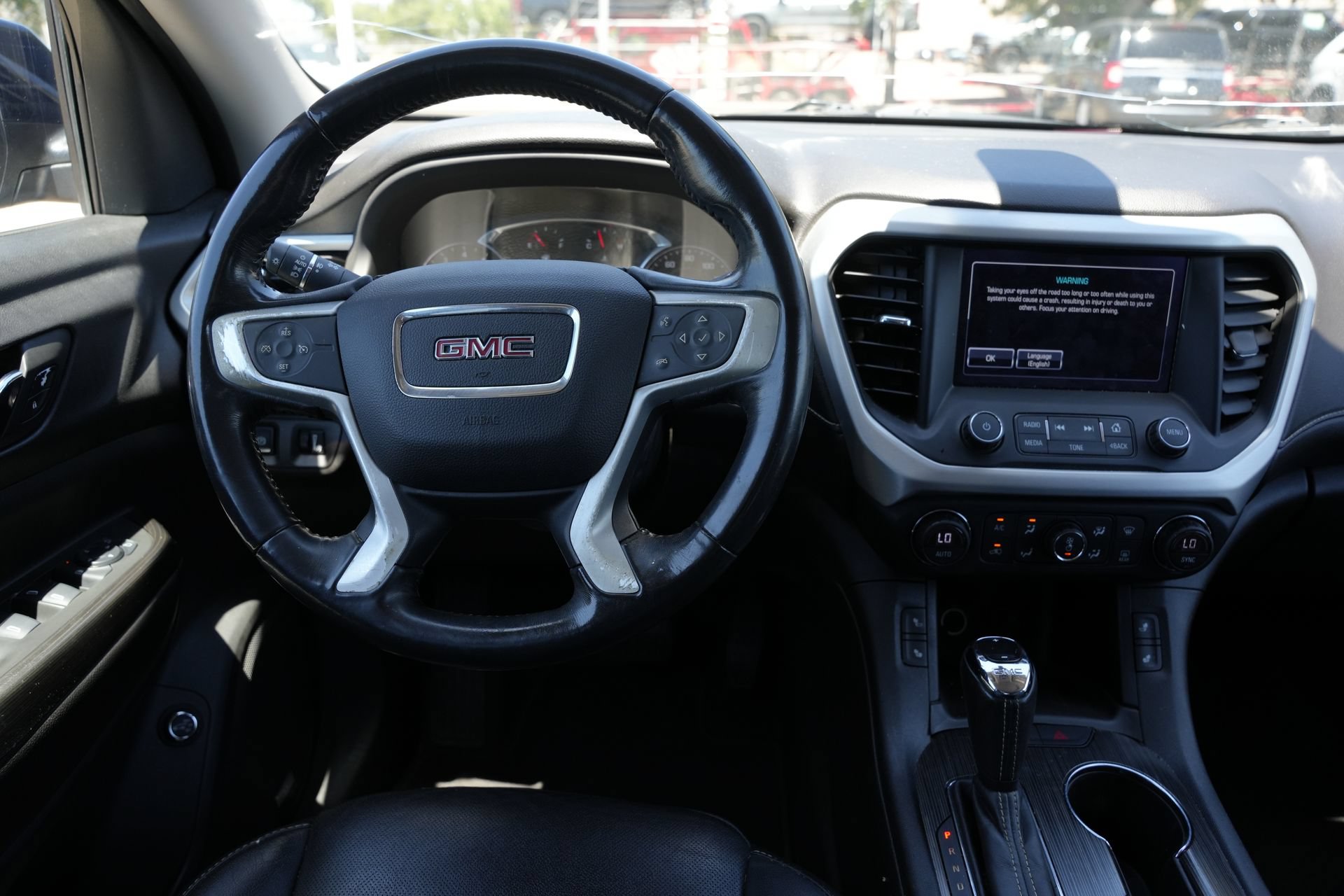 Used 2017 GMC Acadia SLT FWD image 7