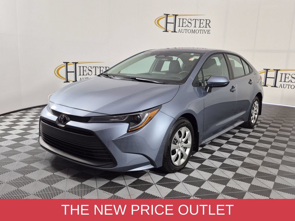 Used 2026 Toyota Corolla LE FWD image 8