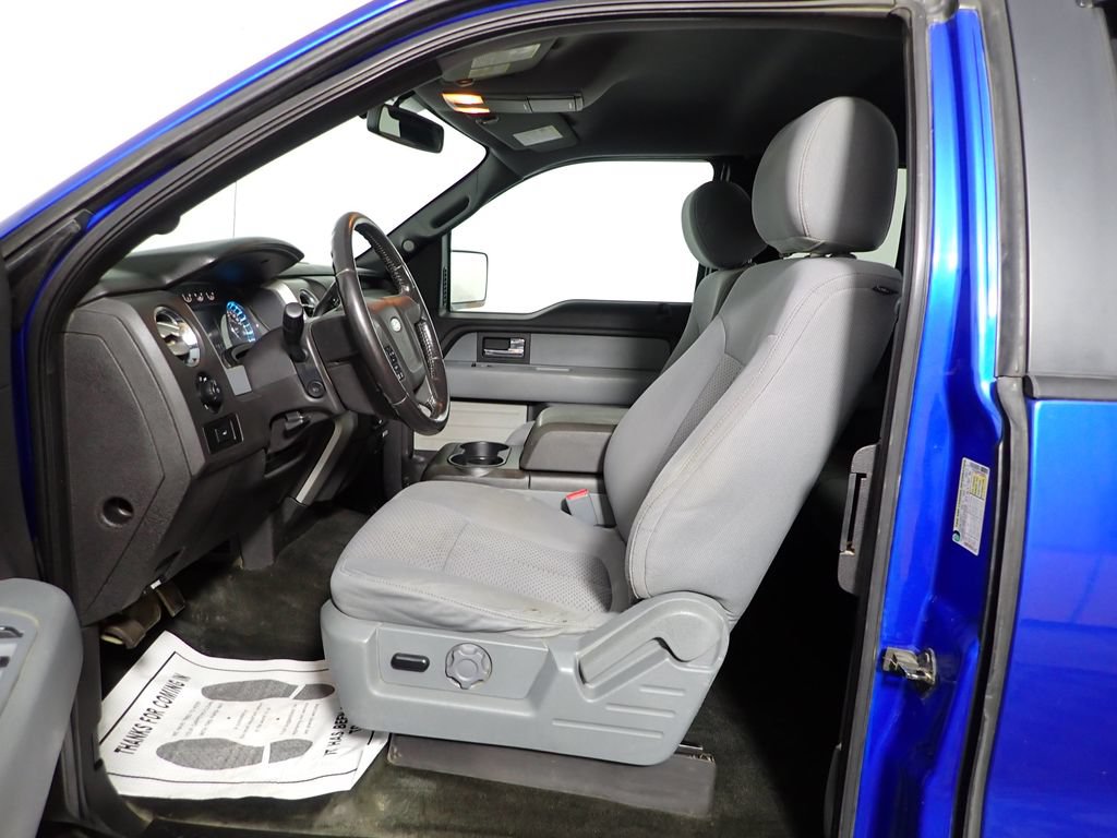 Used 2013 Ford F150 XLT w/ Mid Equipment Group AWD/4WD image 17