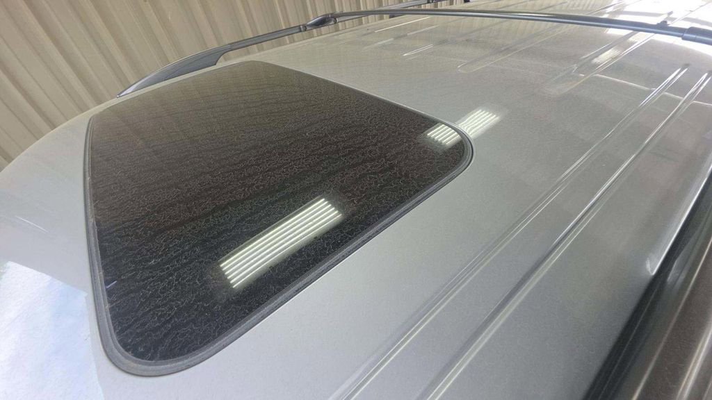 Used 2023 Nissan Armada SL w/ Captain's Chairs Package image 29