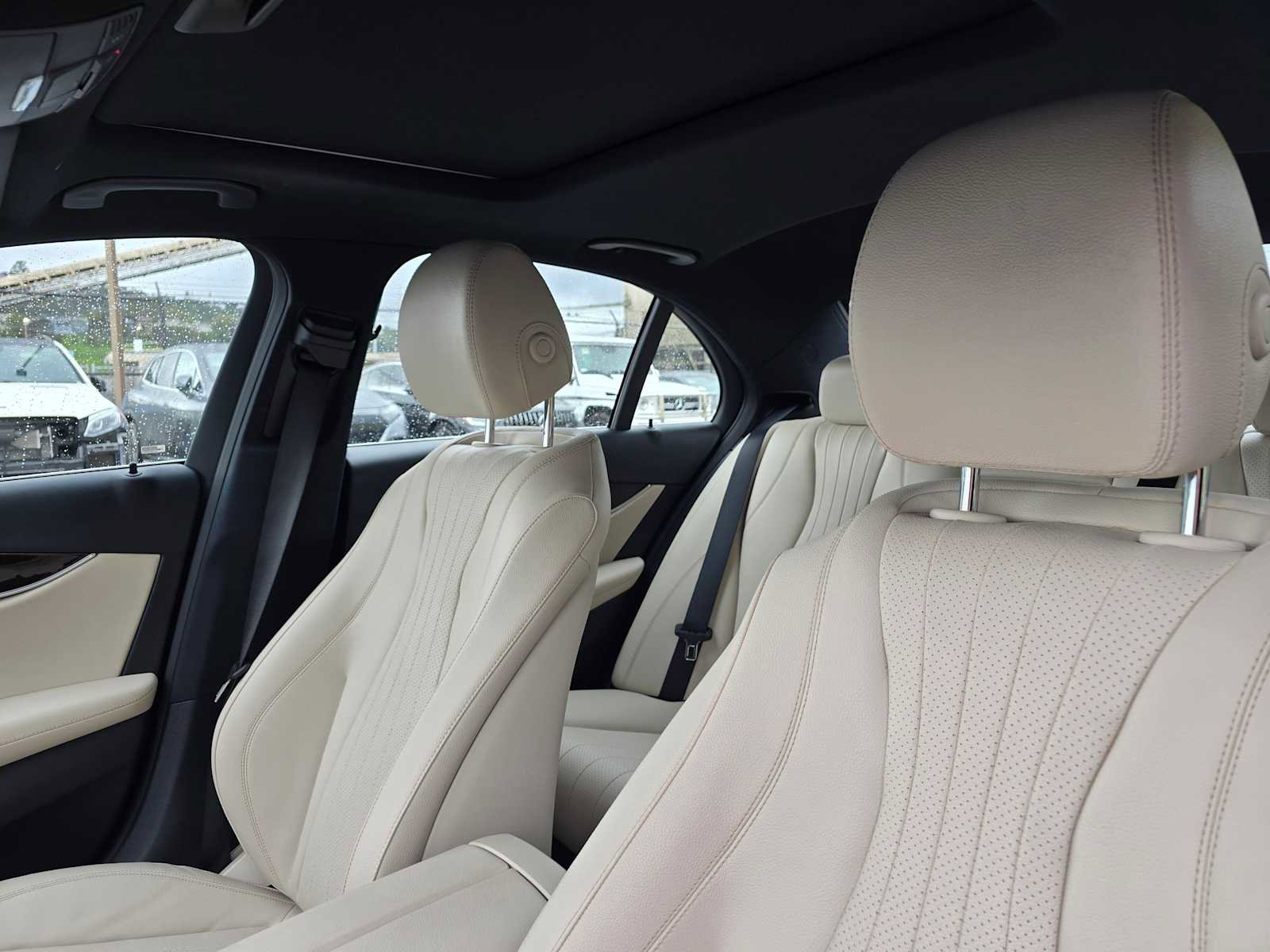 Used 2022 Mercedes-Benz E 350 Sedan image 23