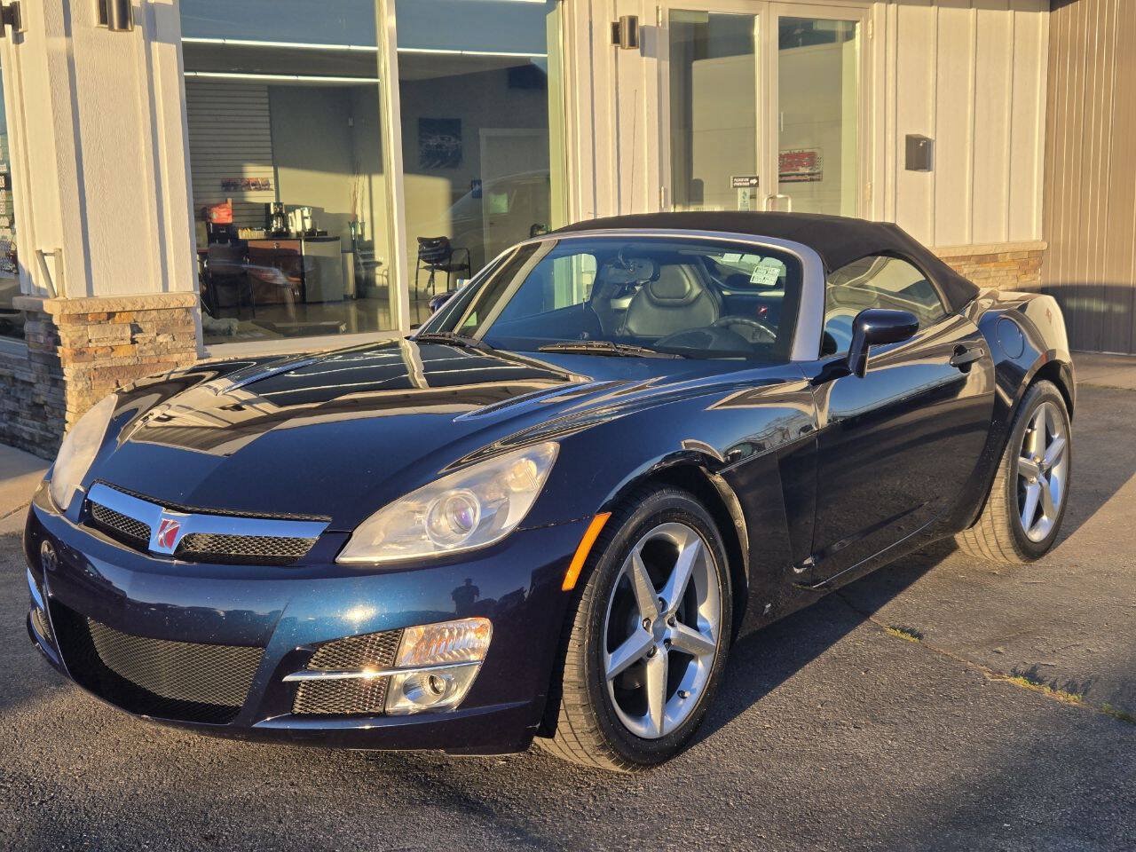 Used 2008 Saturn Sky w/ Premium Trim Package RWD image 2