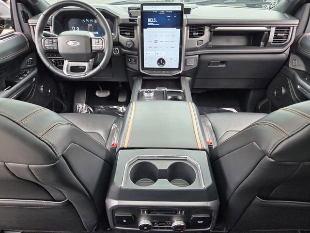 Certified 2024 Ford Expedition Platinum image 16