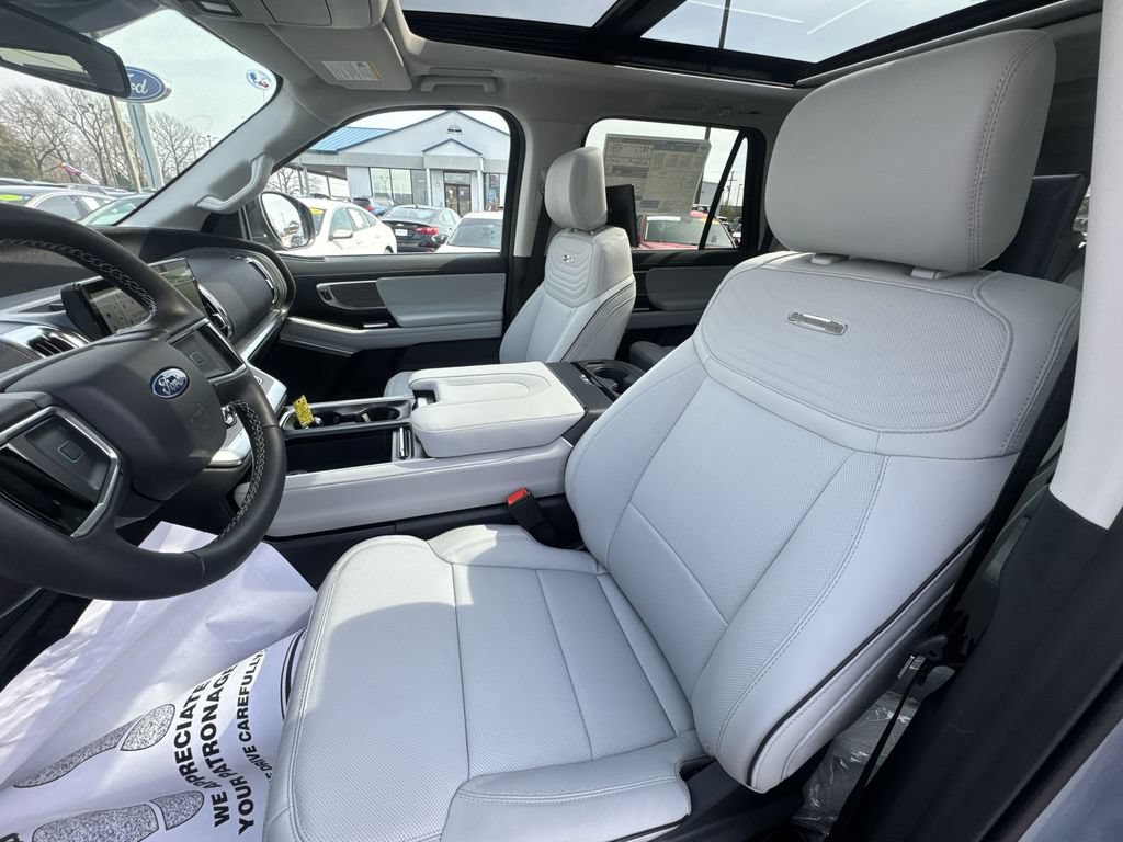 New 2026 Ford Expedition Max Platinum w/ Platinum Ultimate Package AWD/4WD image 11