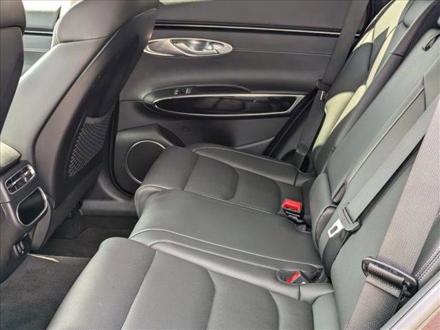 Used 2022 Genesis GV70 2.5T image 18