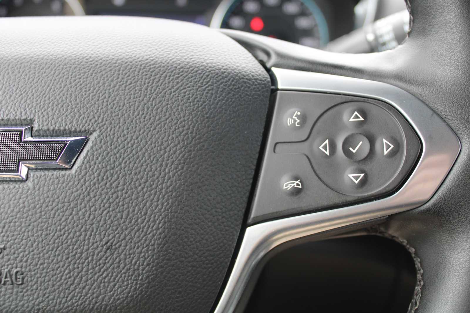 Certified 2023 Chevrolet Traverse RS image 18