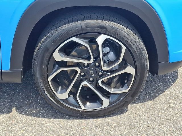 Certified 2024 Chevrolet Trax RS w/ Sunroof Package FWD image 8