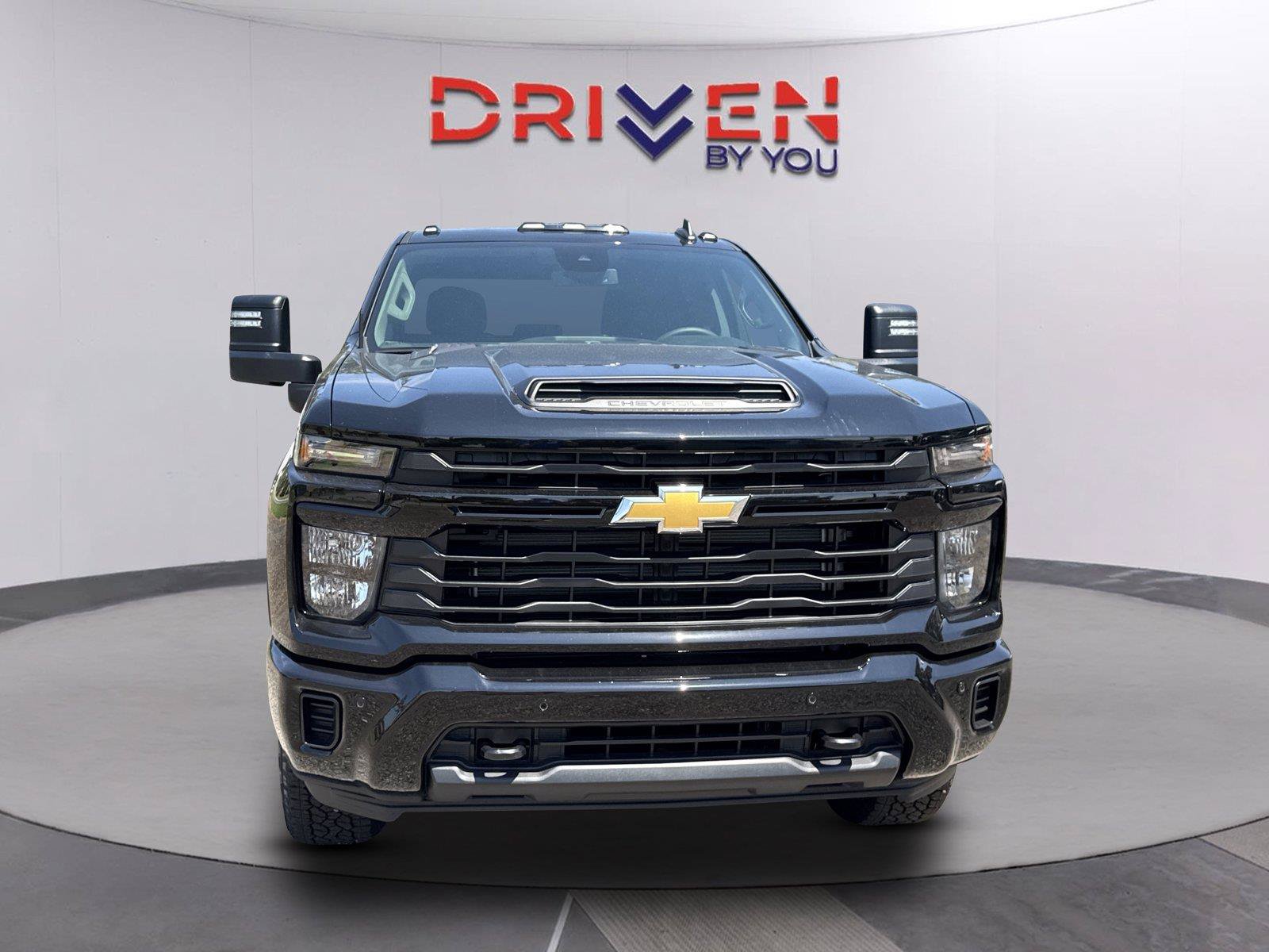 New 2026 Chevrolet Silverado 2500 Custom w/ Custom Value Package AWD/4WD image 9