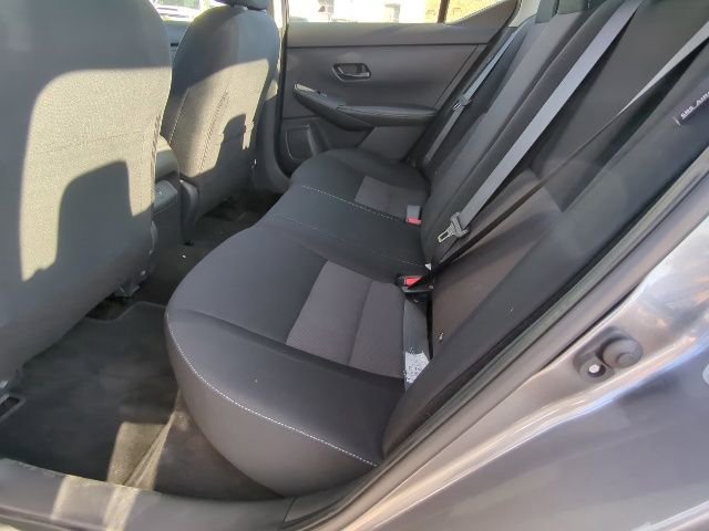 Used 2024 Nissan Sentra SV image 17
