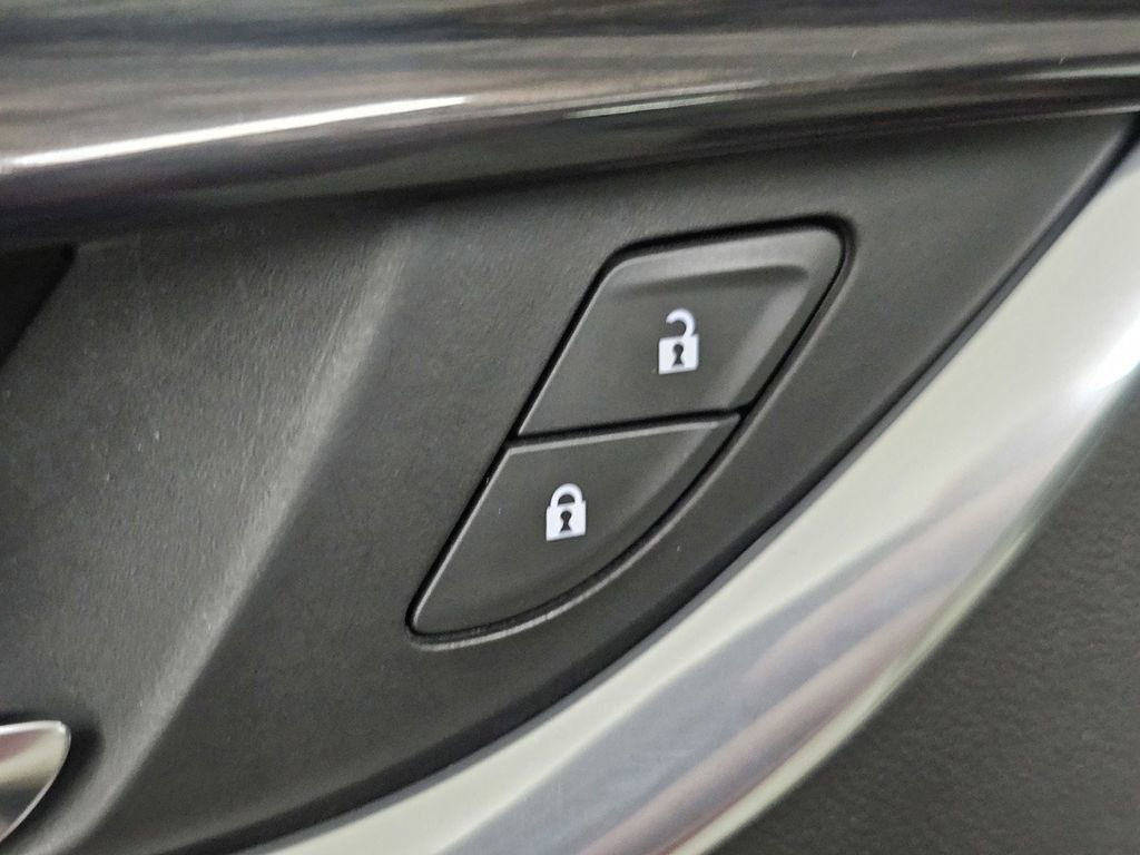 Used 2022 Buick Enclave Premium w/ Experience Buick Package image 30