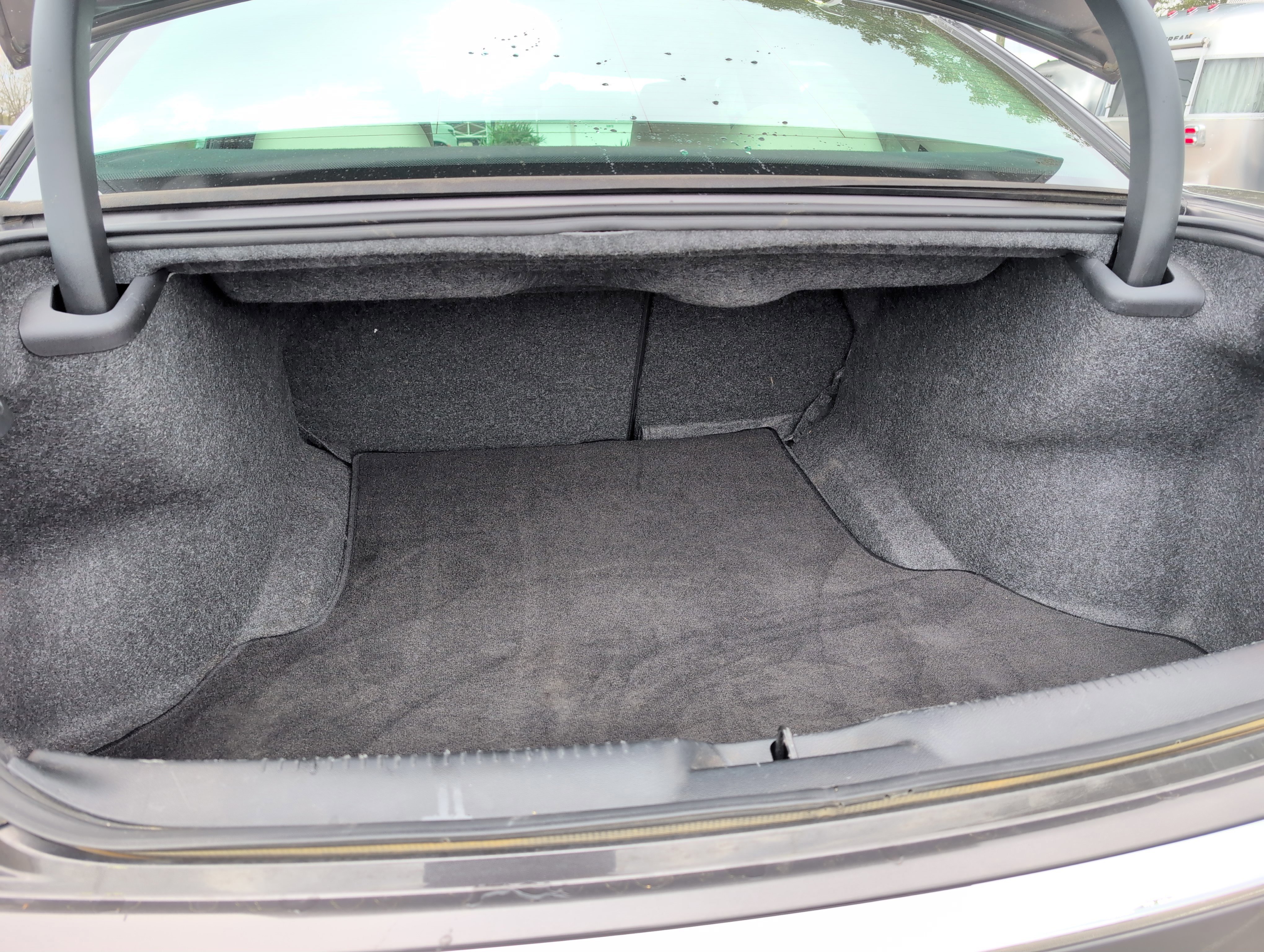 Used 2020 Chrysler 300 Limited w/ Safetytec Plus Group image 5