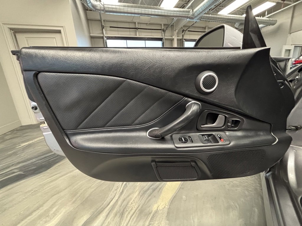 Used 2003 Honda S2000 image 38