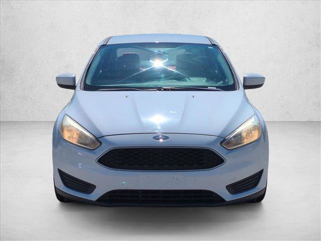 Used 2018 Ford Focus SE FWD image 2