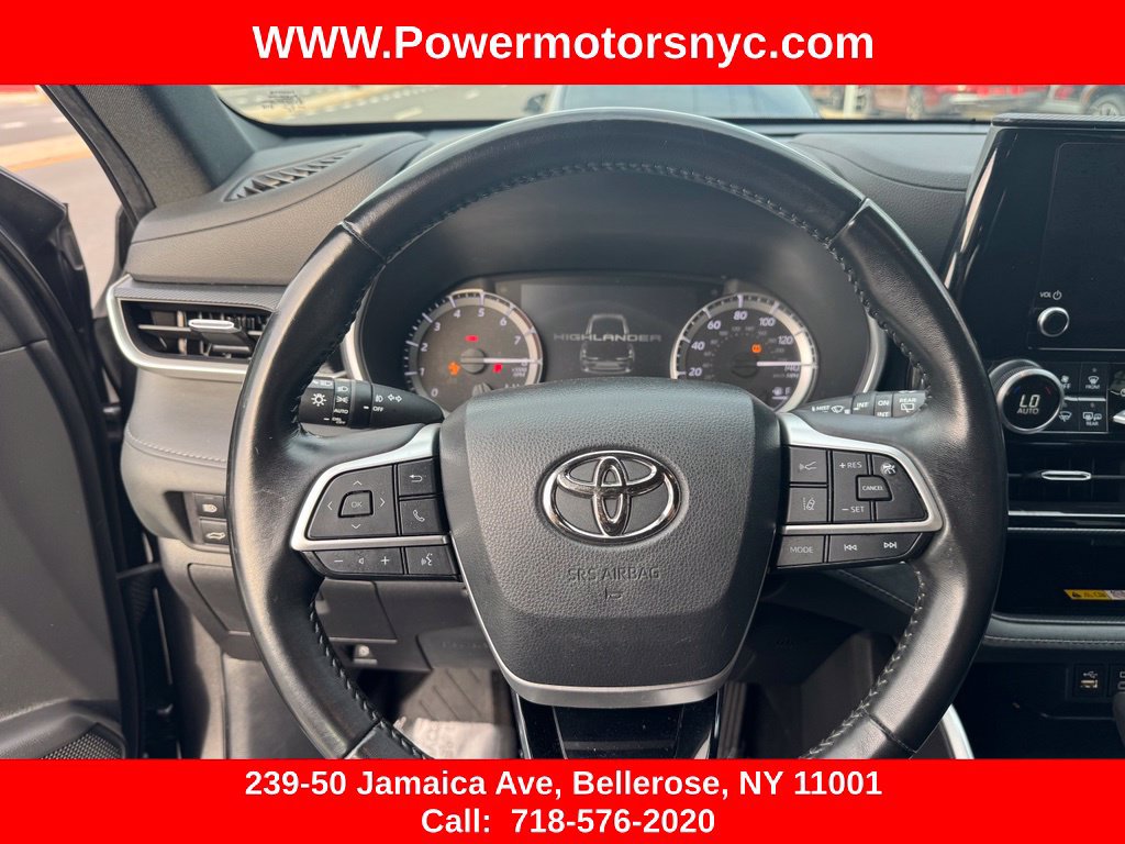 Used 2023 Toyota Highlander XSE AWD/4WD image 30