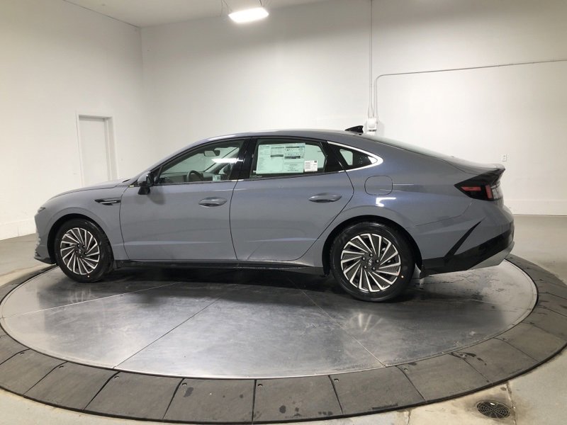 New 2025 Hyundai Sonata SEL image 4